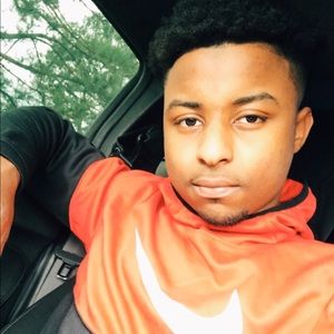 Meet your Posher, Jeremy